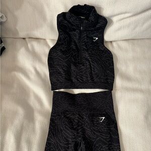 GYMSHARK Adapt Animal seamless 1/2 Zip Cropped Tank